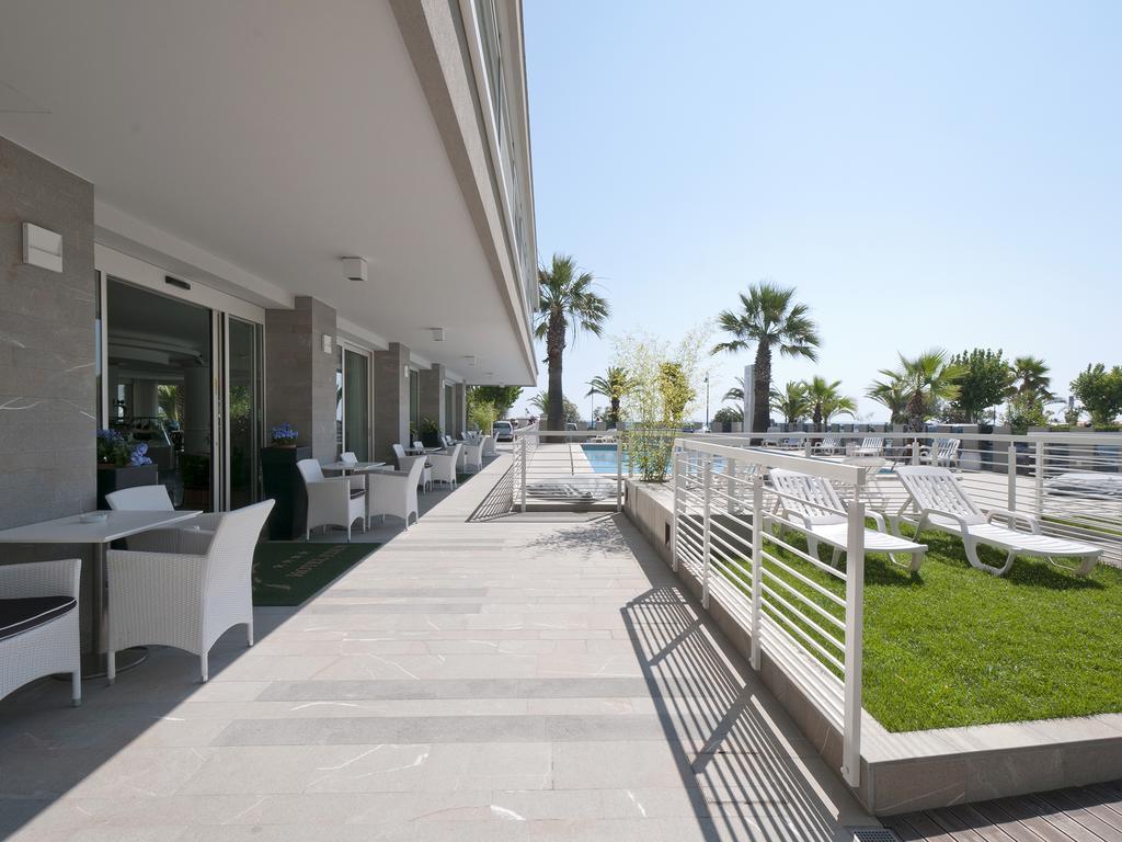 Hotel Eden Alba Adriatica Esterno foto
