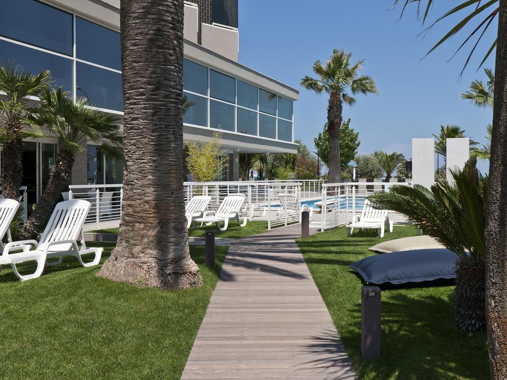 Hotel Eden Alba Adriatica Esterno foto
